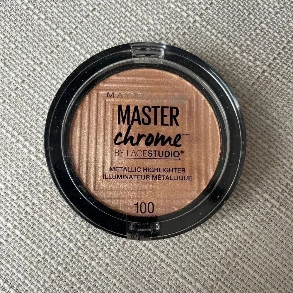 *NEVER USED* Makeup Bag, Hair Ties, Shine Control Powder, and Highlighter Bundle